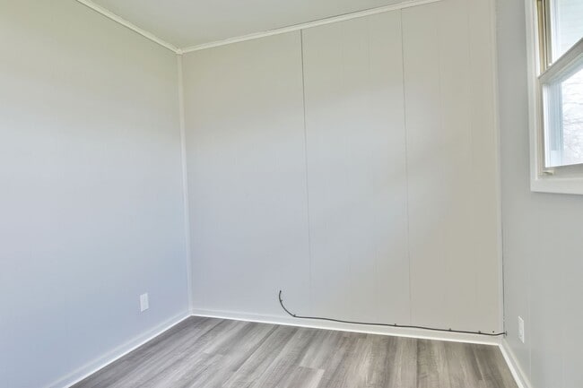Building Photo - HOUSE for RENT in Champion Twp!