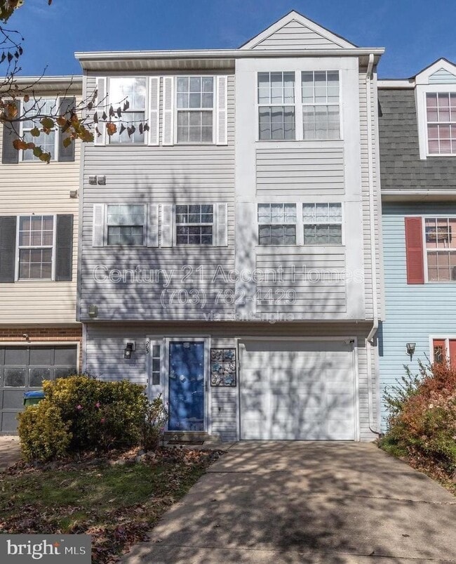 Building Photo - 203 Blueridge Ct