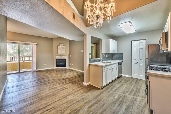 Building Photo - 2120 Ramrod Ave