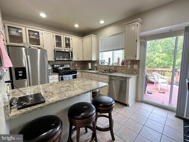 Building Photo - 2386 Woodland Pond Ln