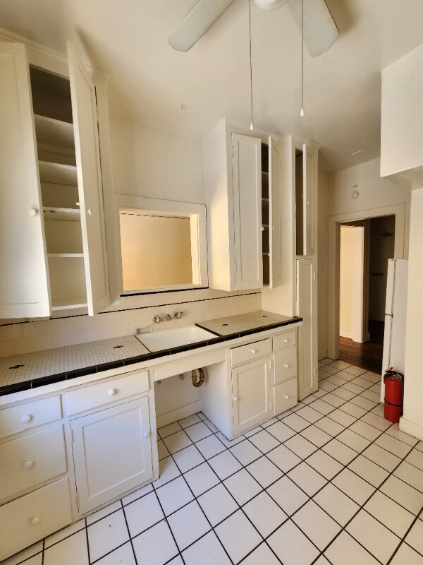 Building Photo - 1825 Ivar Ave