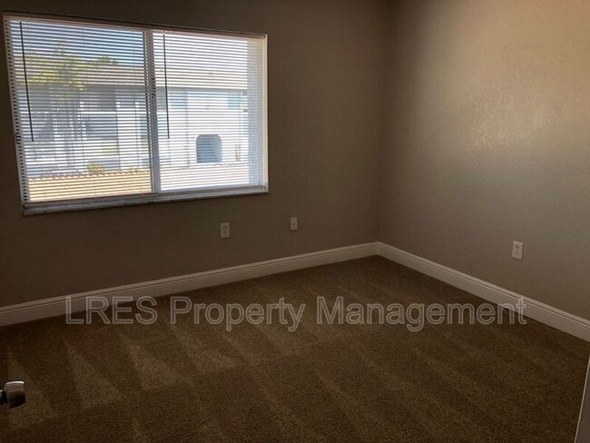 Building Photo - 4773 S Texas Ave