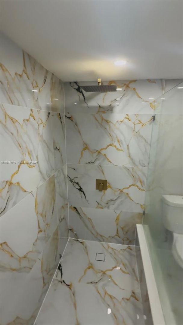 Building Photo - 600 NW 214th St