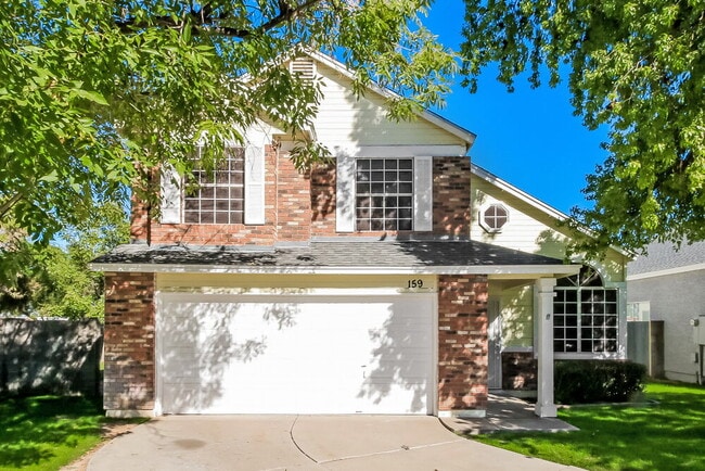 Building Photo - 441 S Maple