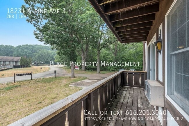 Building Photo - 18231 Alpine CT #3 - Upper level 2bed/1bat...