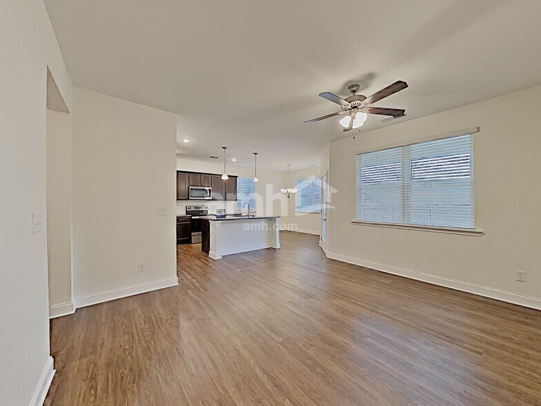 Building Photo - 2482 Napa Valley Dr