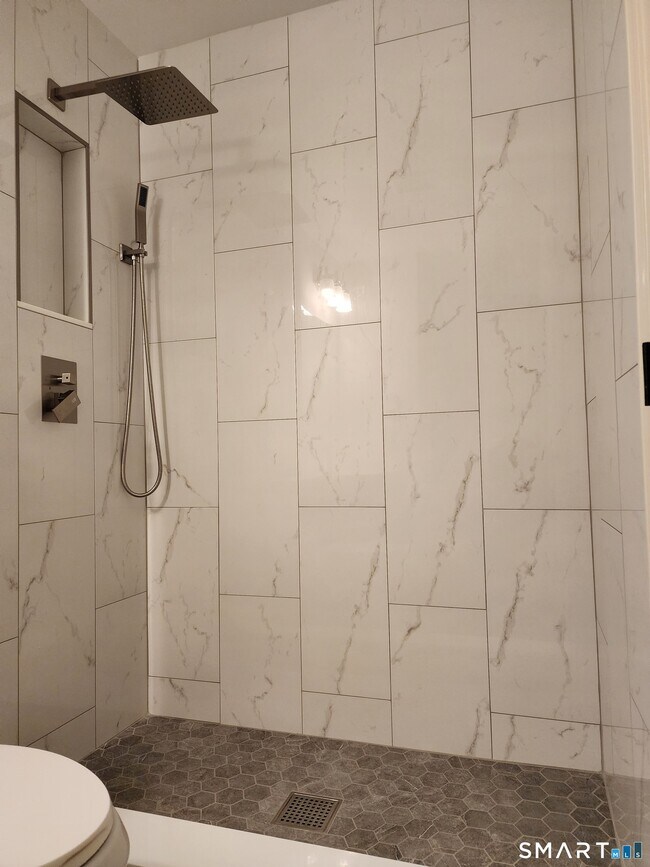 Building Photo - 52 Glen Ridge Ct