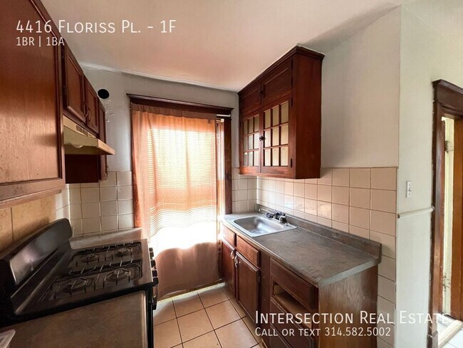 Building Photo - 4416 Floriss Pl