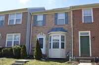 Building Photo - 704 St Peters Ct