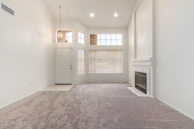 Building Photo - 100 N Bradley Dr