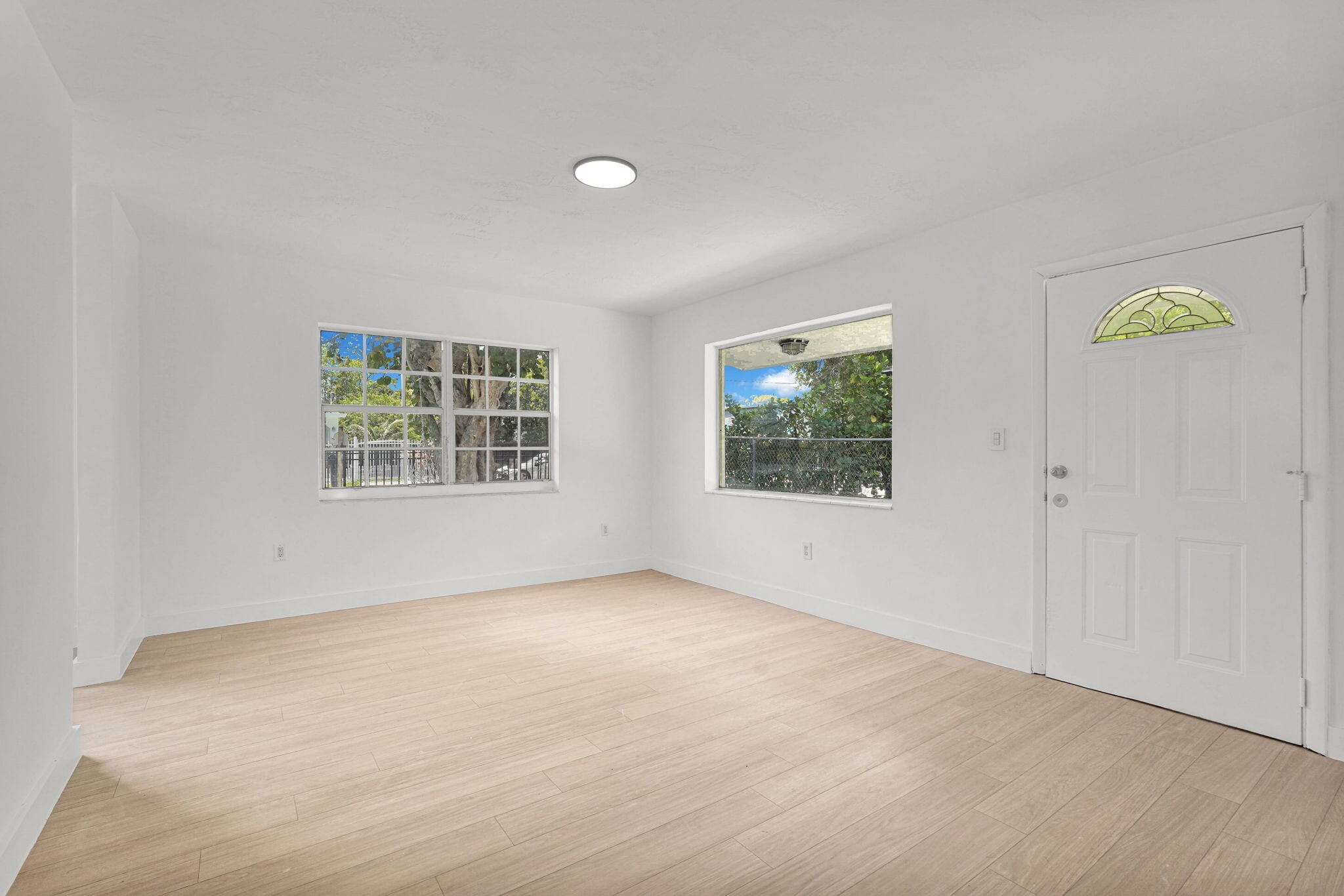 Building Photo - 153 NW 42nd St