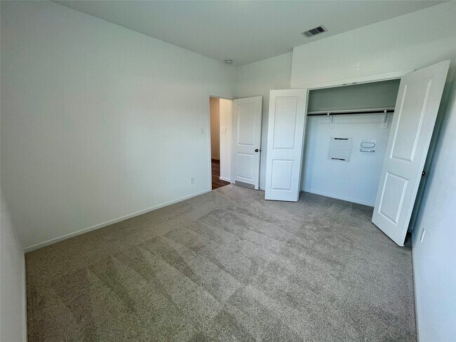 Building Photo - 17202 Coppice Oak Dr