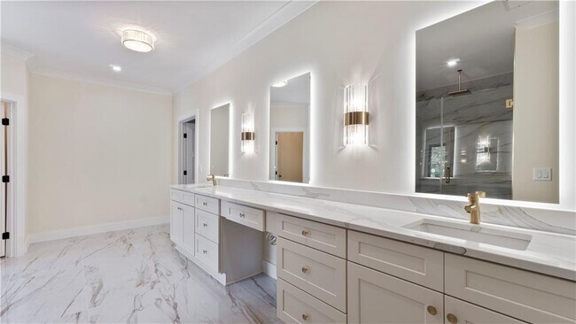 Building Photo - 208 Indian Hills Trail