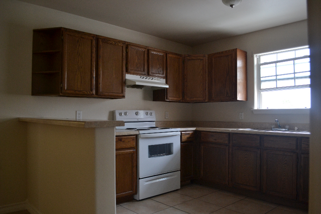 Building Photo - 5310 Marcella Ave