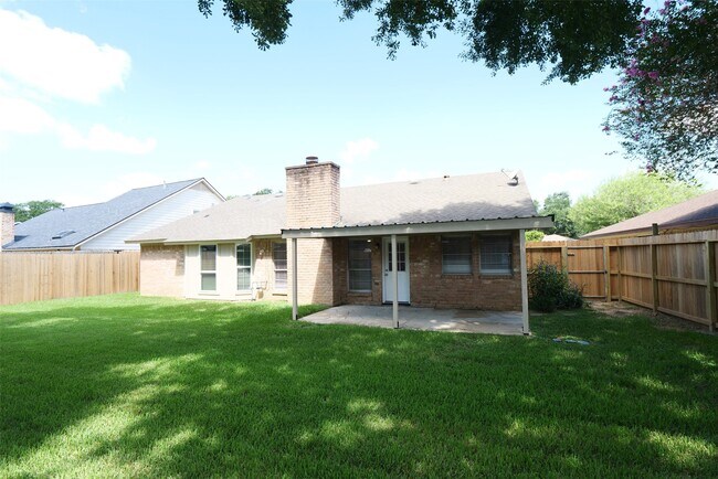 Building Photo - 915 Comstock Springs Dr