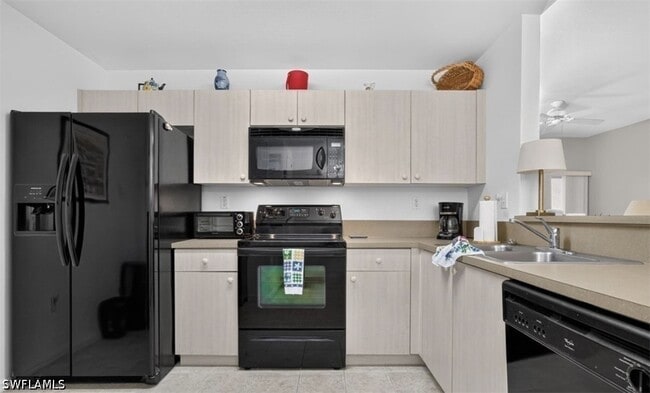 Building Photo - 15433 Bellamar Cir