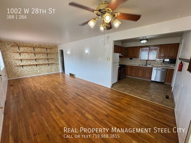 Building Photo - 1002 W 28th St