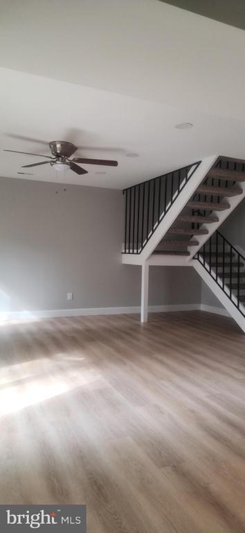 Building Photo - 15 Queen Anne Ct