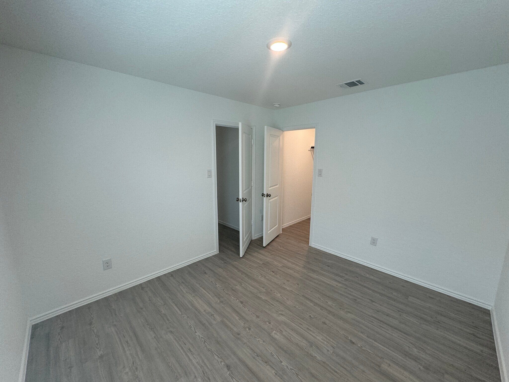 Building Photo - 1155 Barbarosa Rd