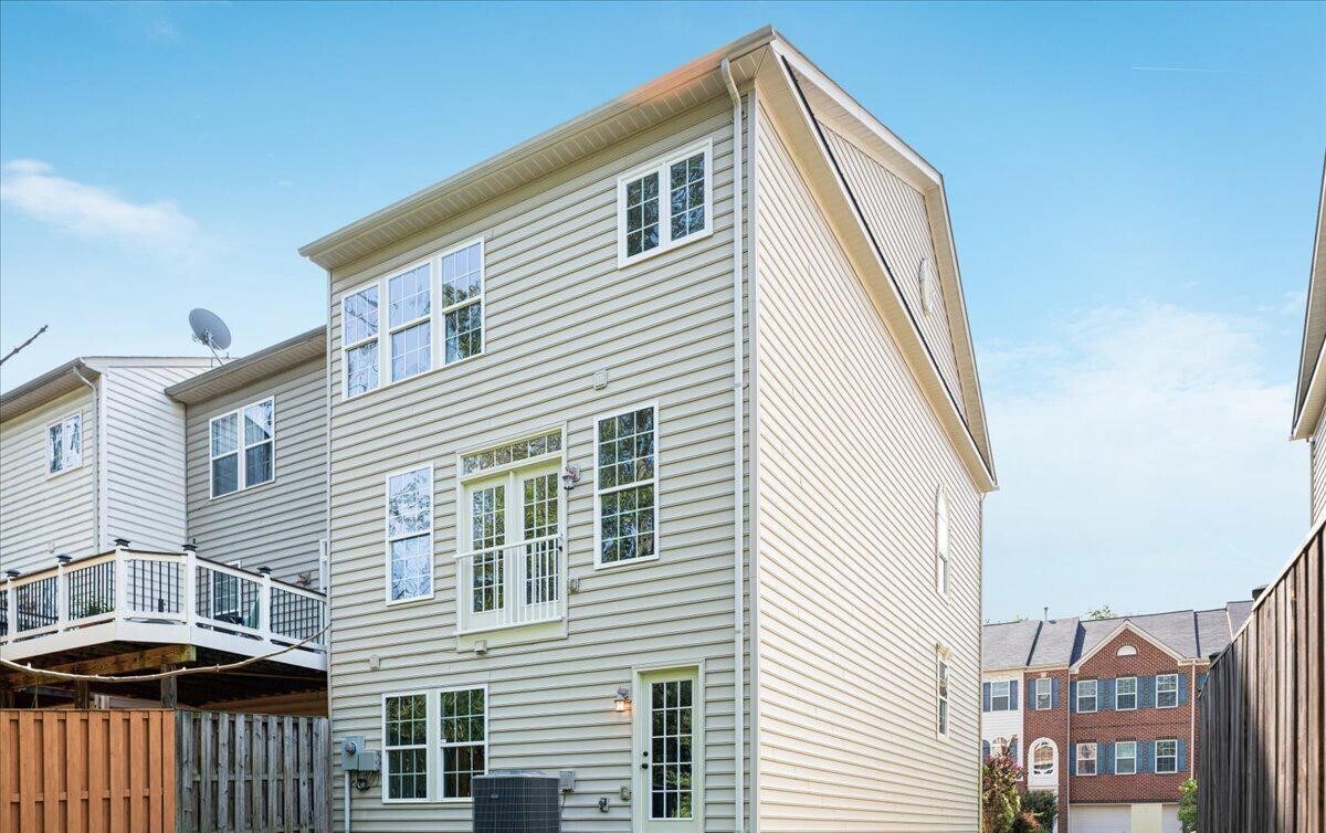 Building Photo - 25217 Beach Pl