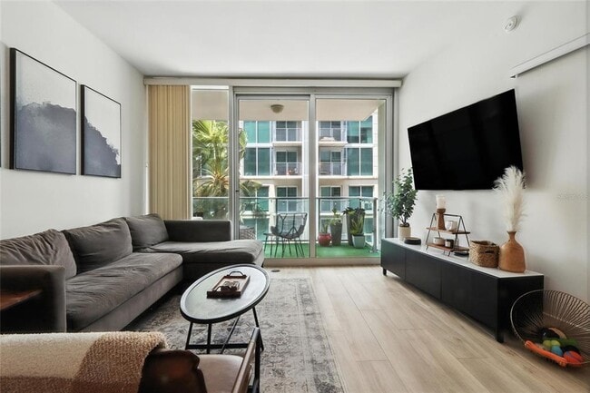 Building Photo - 111 N 12th St