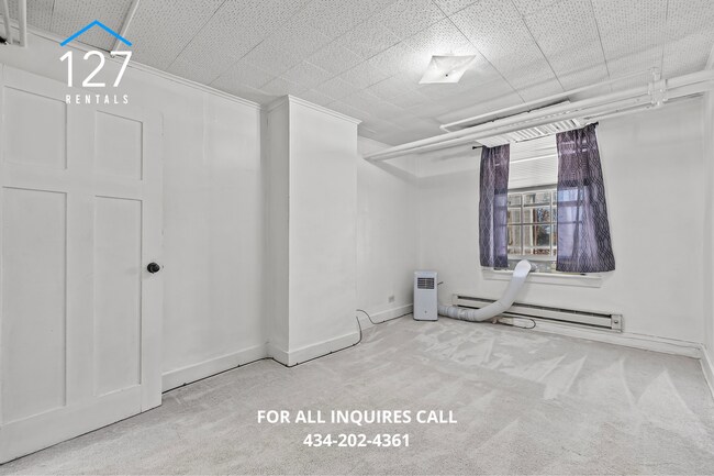 Building Photo - Cozy Lower Level Living with Patio!