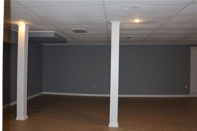 Building Photo - 2650 Old Spanish Trail