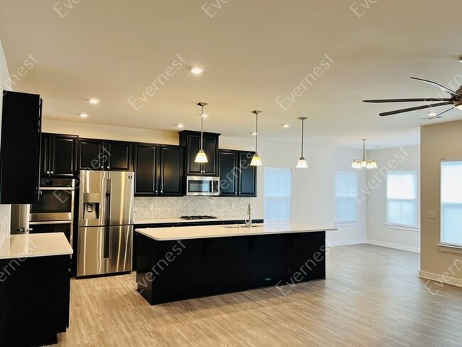 Building Photo - 9744 Katz Ln