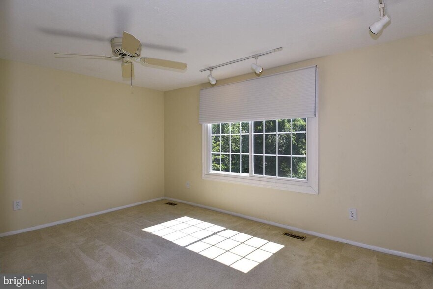 Building Photo - 4037 Broadwire Dr