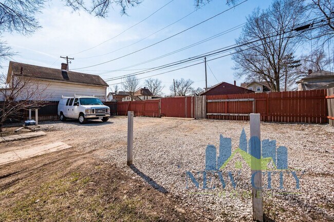 Building Photo - 95-97 N Central Avenue, Columbus, OH 43222