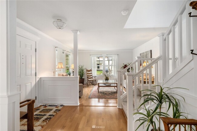 Building Photo - Spacious 5-Bedroom Home with Backyard Oasi...