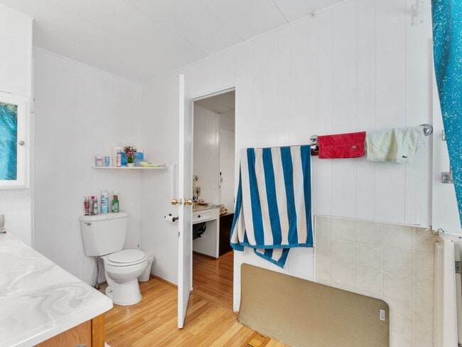 Building Photo - Cozy 3 bedrooms, 2 bathrooms, cover patio and carport available in San Marcos