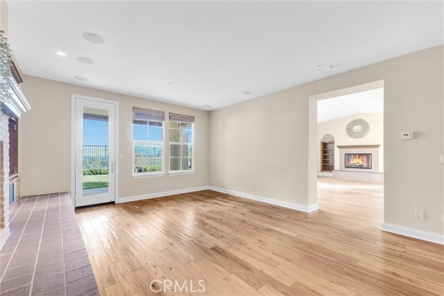 Building Photo - 31 Cezanne