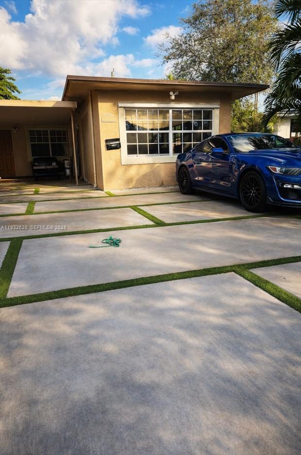 Building Photo - 14405 NE 5th Ave