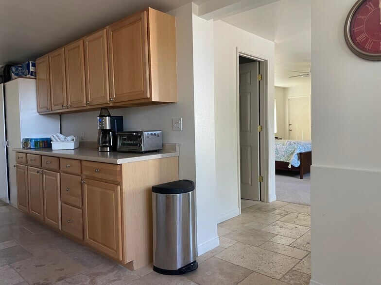 Building Photo - 5081 Foothill Blvd