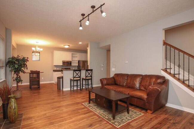 Building Photo - 8475 Haleigh Woods Dr