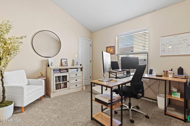 Building Photo - 12529 Paseo Rosannie Ave