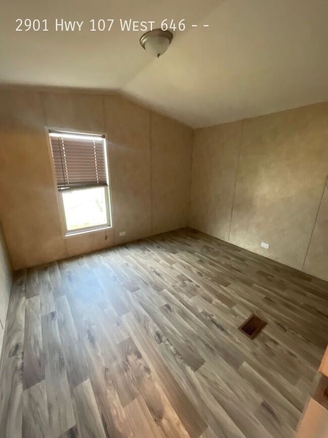 Building Photo - 2901 TX-107