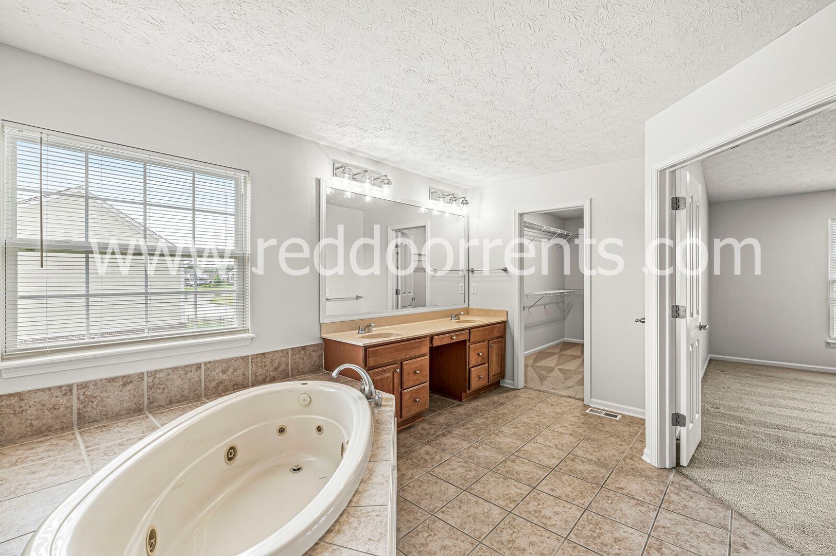 Building Photo - 4712 Pebblepointe Pass