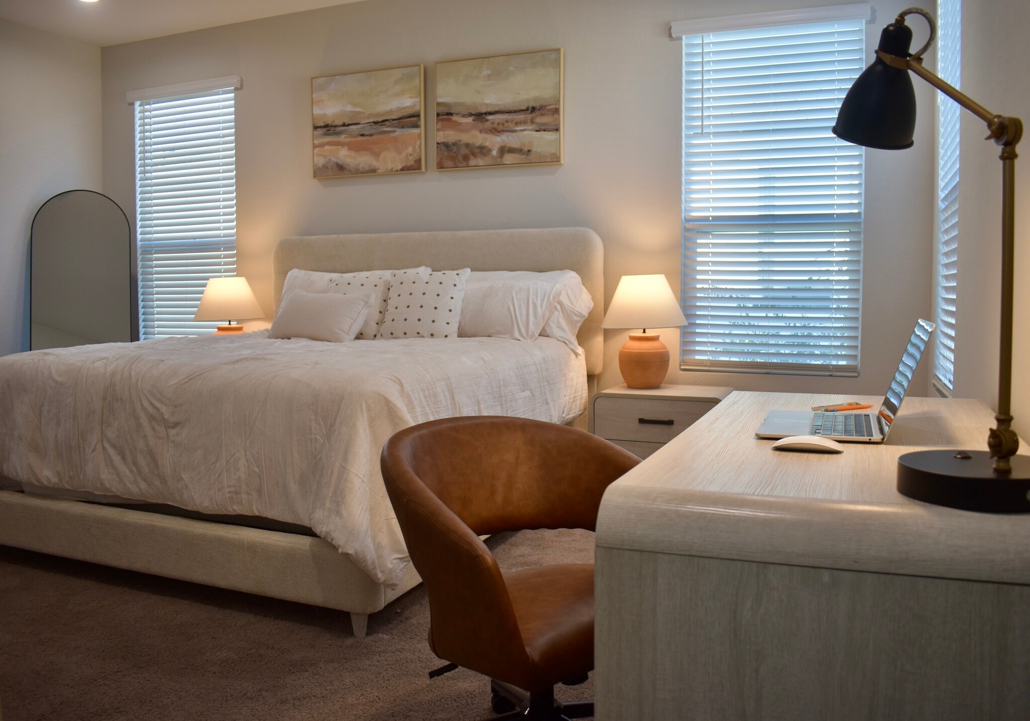 Building Photo - 5128 E Coolbrook Ave