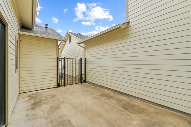 Building Photo - 4536 Berkman Dr