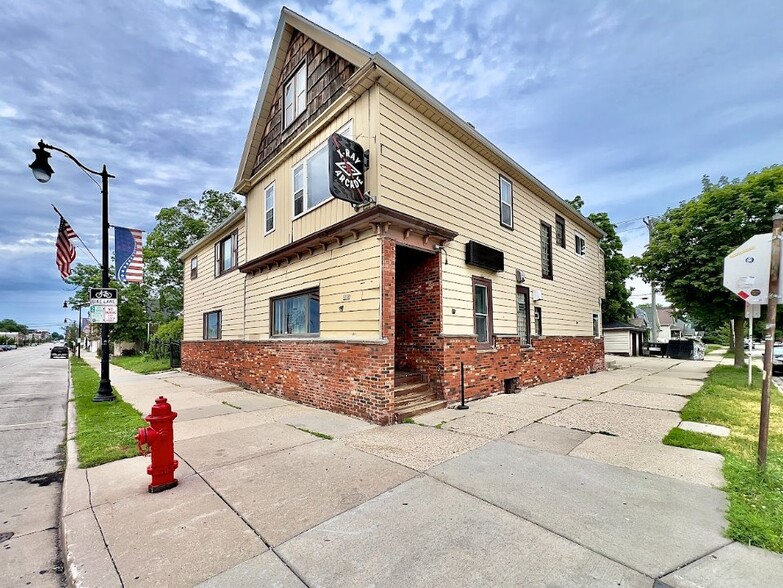 Building Photo - 5036 S Packard Ave