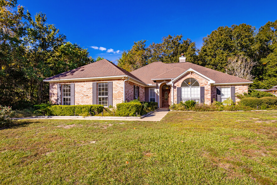 Building Photo - 813 Magnolia Bayou Blvd