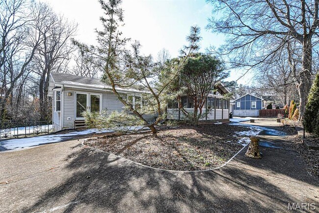 Building Photo - 925 Moreland Ave