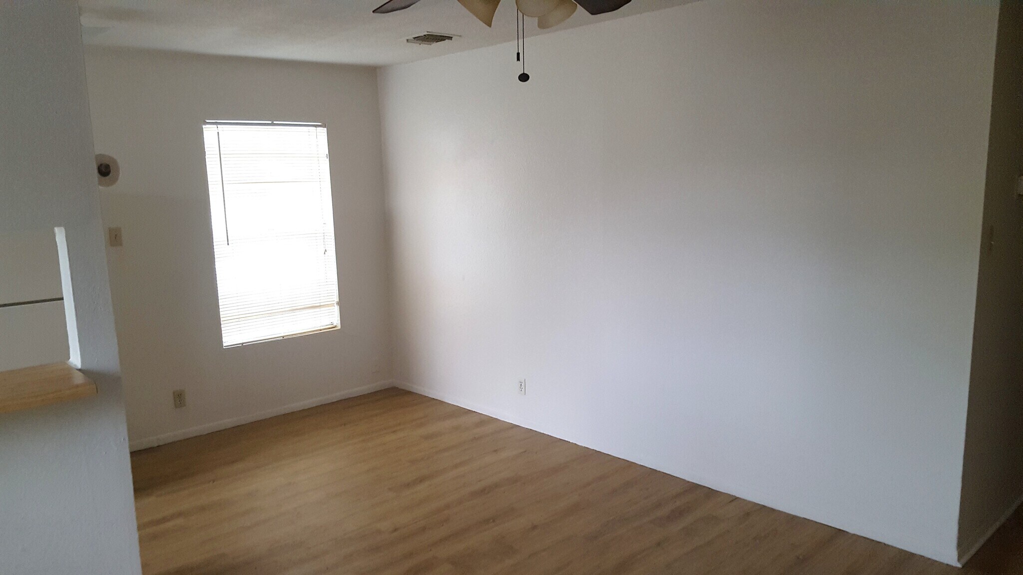 Building Photo - 536 J St