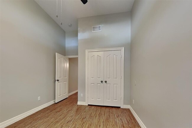 Building Photo - 5222 Westwood Pines Dr