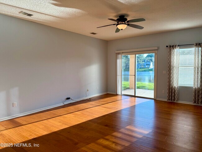 Building Photo - 786 Mosswood Chase