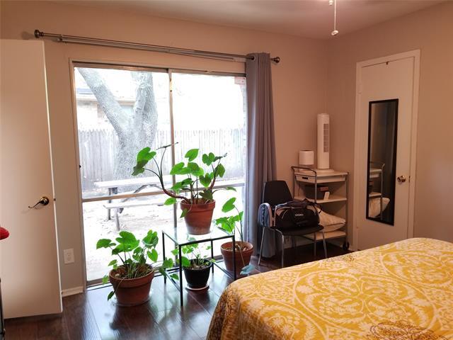 Building Photo - 7555 Brentcove Cir