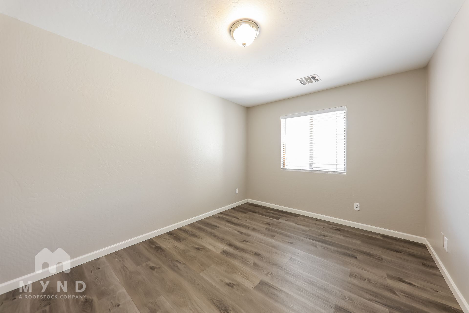Building Photo - 16812 W Marshall Ln
