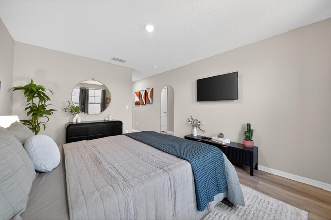 Building Photo - 700 Benoi Dr